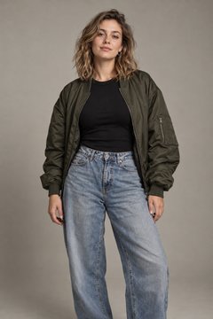 Original fictional adult photo used for the street dance